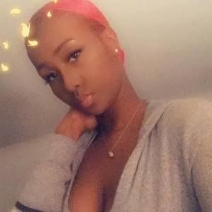 Meet your Posher, Malika